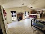 817 Colchester Drive - Photo 3