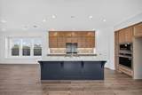 2813 Kenilworth Way - Photo 3