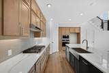2813 Kenilworth Way - Photo 4