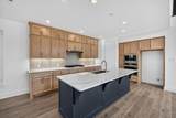 2813 Kenilworth Way - Photo 5