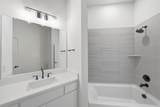 1005 Inwood Court - Photo 17