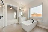 705 Clover Lane - Photo 19