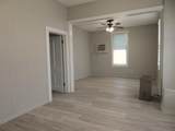 911 Liveoak Street - Photo 5