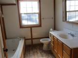 205 Oaklawn - Photo 10