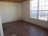 205 Oaklawn - Photo 8
