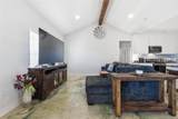 231 Julian Lane - Photo 4