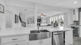 100 Oakview Drive - Photo 17