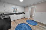 510 Hogg Street - Photo 9