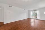5305 Fleetwood Oaks Avenue - Photo 6