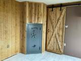8342 Farm Road 1567 - Photo 19