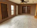 8342 Farm Road 1567 - Photo 20