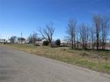 207 Newell Drive - Photo 4