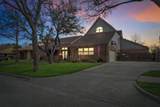 1426 Hidden Oaks Circle - Photo 3