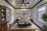 1616 Fairmount Avenue - Photo 15
