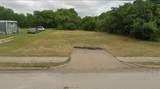 711 Davis Avenue - Photo 1