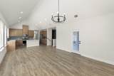 2518 Campden Mews - Photo 18