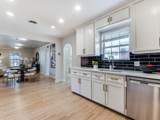 806 Knott Place - Photo 11