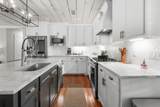 704 Barnes Street - Photo 11
