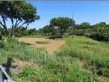 200 Interstate 35 - Photo 6
