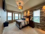 2700 Crater Lake Lane - Photo 23