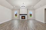 702 Anne Road - Photo 8