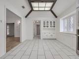 9922 Hickory Crossing - Photo 10
