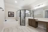 2021 Crystal Palace Boulevard - Photo 18