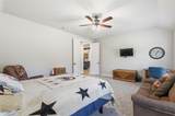2021 Crystal Palace Boulevard - Photo 25