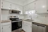 5226 Fleetwood Oaks Avenue - Photo 7