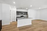 122 Patrick Henry Drive - Photo 21