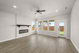 2423 Liberty Crossing Avenue - Photo 10