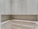 915 Vaquero Way - Photo 14