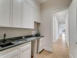 915 Vaquero Way - Photo 17