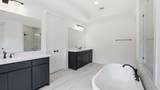 1909 Greenwich Lane - Photo 14