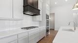 1816 Greenwich Lane - Photo 11