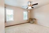 933 Roaring Springs Road - Photo 15