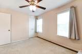 933 Roaring Springs Road - Photo 16