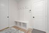 1709 Victoria Place - Photo 28