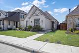 1709 Victoria Place - Photo 4