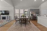 576 Silver Springs Lane - Photo 9