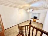 303 Caesar Street - Photo 15