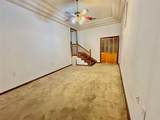 303 Caesar Street - Photo 16