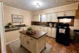 303 Caesar Street - Photo 4