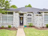609 Oak Street - Photo 1