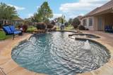 9813 Lindenwood Trail - Photo 32
