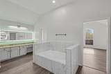 2406 Manchester Drive - Photo 19