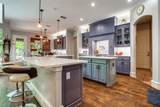 1912 Surrey Lane - Photo 9