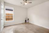 410 Avenue C - Photo 22