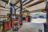 520 Sam Rayburn Freeway - Photo 18