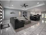 211 Kelly Lane - Photo 4